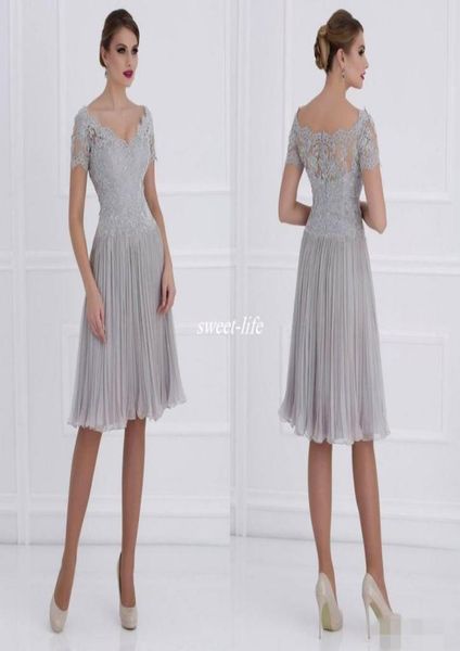 

short mother of the bride dresses with short sleeves knee length pleated chiffon v neck 2019 custom made wedding party gowns8251785, Black;red