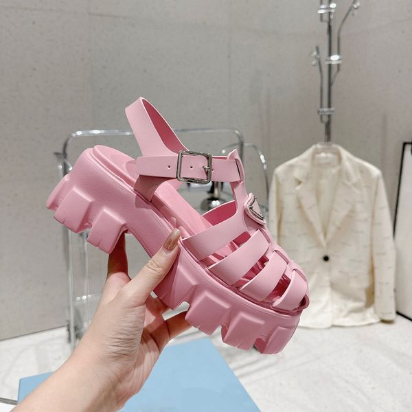 

color luxury designer lady leather sandals rubber sandal womens fisherman platform slides triangle metal logo slippers retro beach loafers r, Black