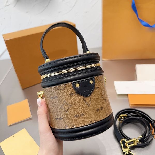 

women designer mini old flower barrel bag with handle two-tone golden lock and key decoration removable leather strap crossbody handbag cosm