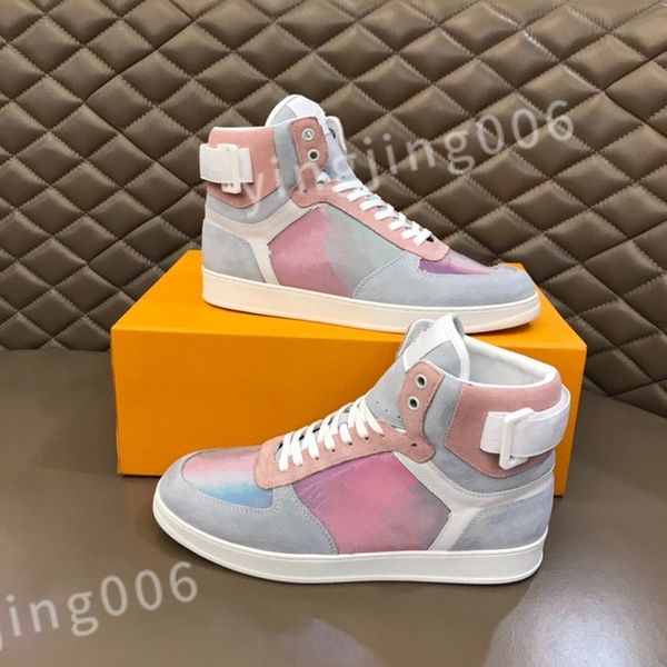 

2023 new luxurys fashion designer casual trainers platform for mens womens extra height and refined details engraved sneakers rd0901, Black