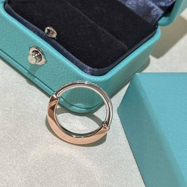 

luxurys designer ring for women colour separation fashion and exquisite u-lock love rings trend band simple two-coloured personality style j, Silver