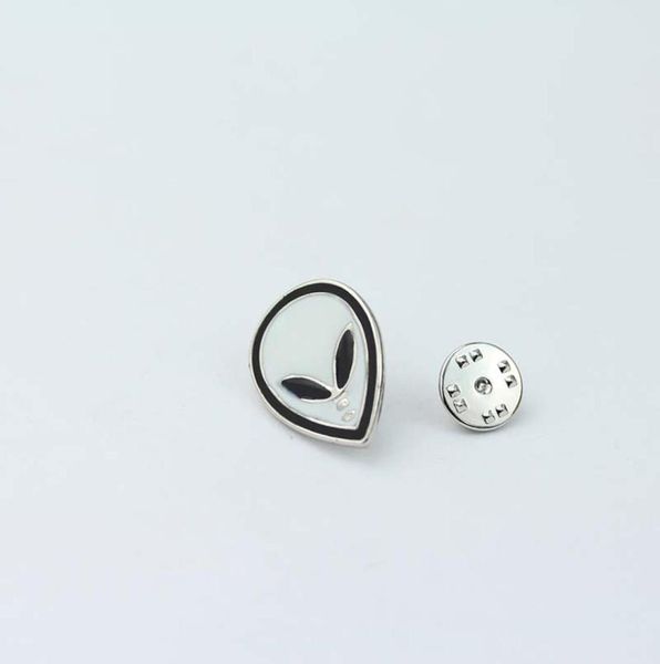

alien head hard enamel brooches pins small size cute lapel pins for men cartoon badges for clothes backpack shirt collar whoelsae 2830146, Gray