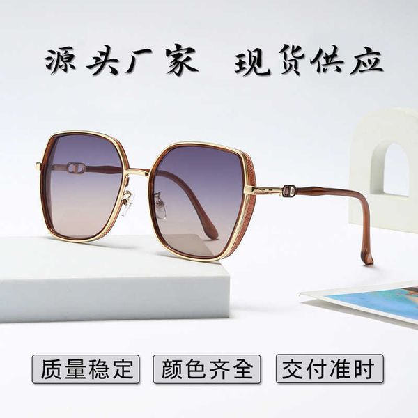 

2023 new fashion light luxury live sunglasses women's polarized round face driving uv protection, White;black