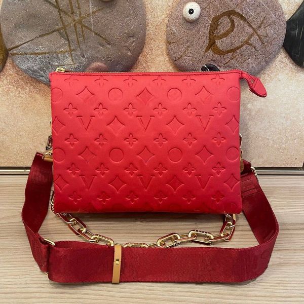 

2023 luxurys fashion coussin women designers bag genuine calf leather embossed chain carry purse clutch crossbody handbag shouler bag