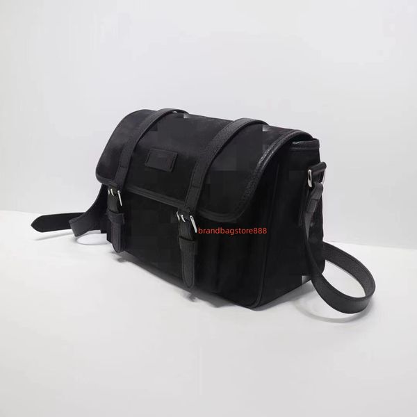 

2023the latest high-end men's messenger bag calfskin with nylon large capacity shoulder bag fashion all-in-one crossbody bag