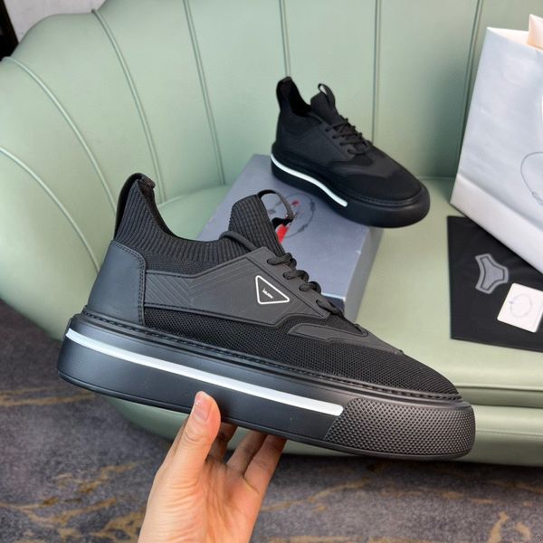 

designer casual shoes cloudbust thunder sneakers men women 19fw p camouflage capsule series shoe color matching increase platform rubber sne, Black
