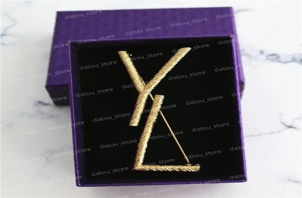 

women elegant clothes accessories designer brooch ladies luxurys designers jewelry gold big letter brooches womens pins breastpin 1698821, Gray