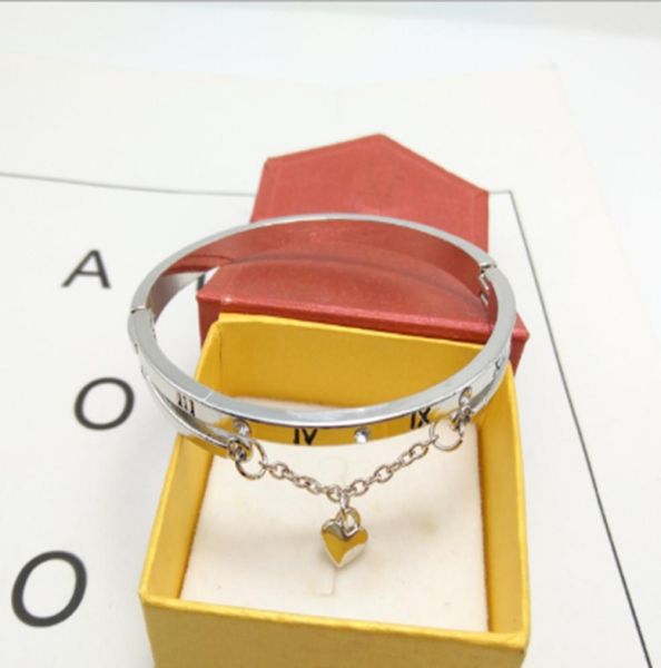 

luxury designer jewelry bracelets stainless steel alloy love number bracelet tassel peach heart men fashion bangle women whole1785164, Golden;silver