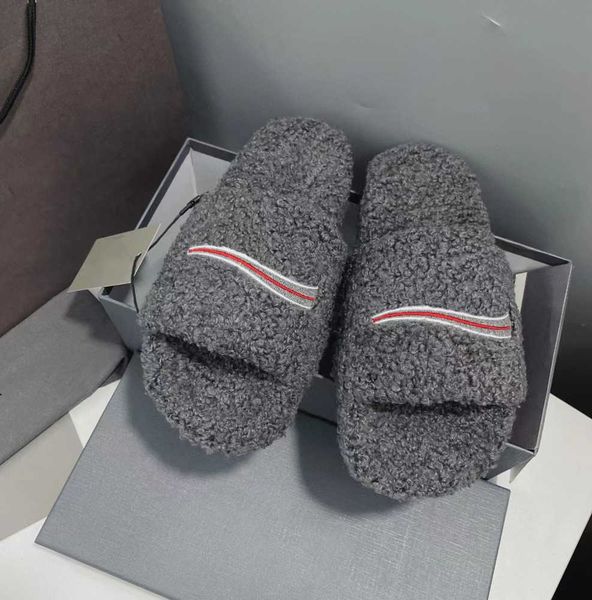 

luxury slide designer fashion women wool sandals warm comfort slippers mens woman slipper shoes autumn winter slides scuffs sandal size 35-4, Black