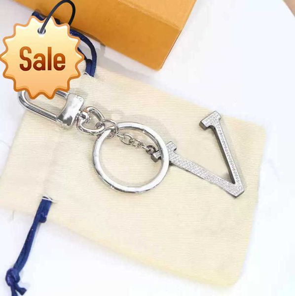 

keychains lanyards fashion brand keychain letter designer metal womens bag charm pendant 9 styles sports running 662ess, Silver