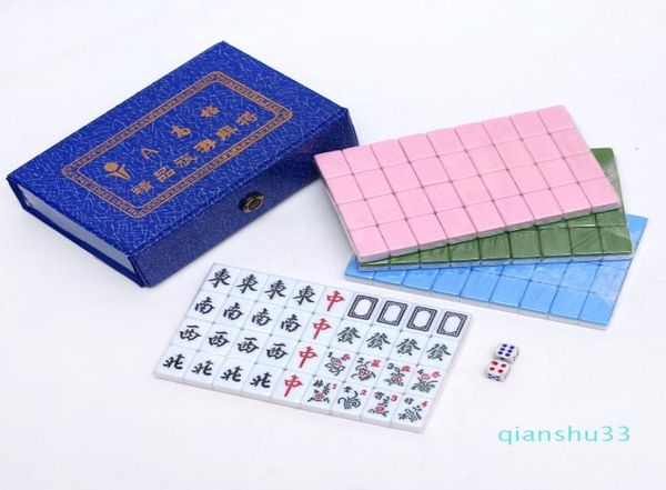 

wholetravel mini mahjong 24mm portable mini chinese mahjong set travel traditional indoor game can play janpanese mahjong5884668