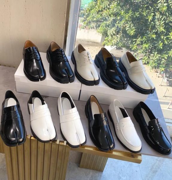

2023 designer tabi loafers shoe women sheepskin ballerina sandals wear-resistant rubber size 35-40, Black