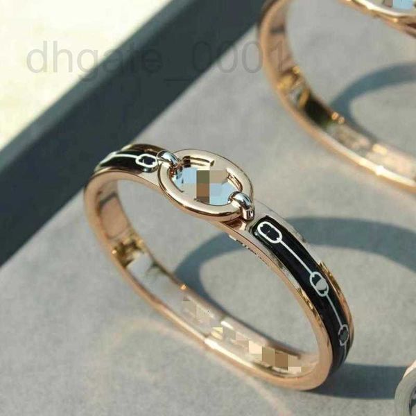 

bangle designer h porcine nose enamel bracelet high edition fashion new 8-word titanium steel colorless couple r69b, Black
