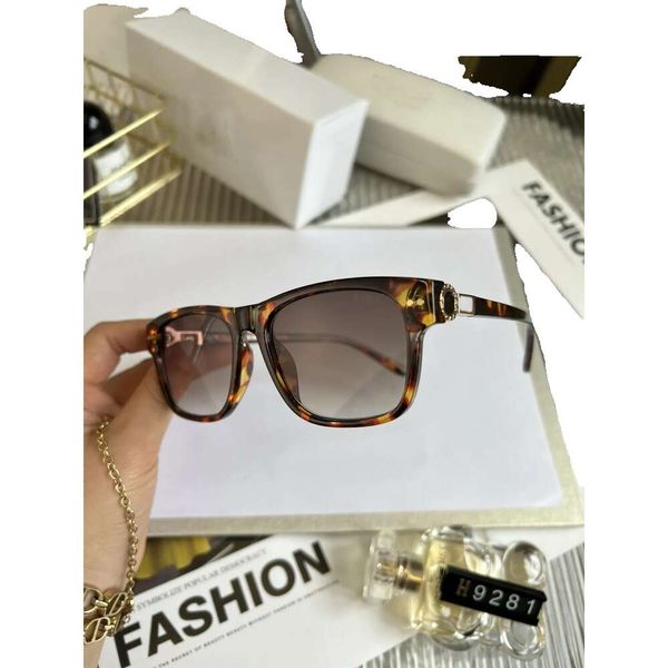 

2023 new brand 9281 sunglasses men's and women's outdoor sunglasses travel glasses designer glasses fashion designer, White;black
