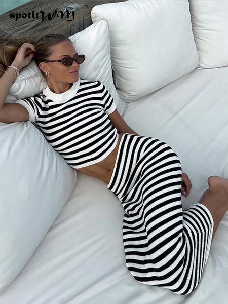 

two piece dres fashion striped knitted skirt sets summer causal oneck short sleeve high waist straight skirts suit lady outfits 230812, White