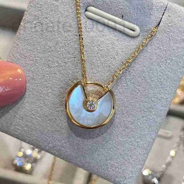 

strands, strings designer double faced white fritillaria amulet necklace with a light luxury hollow out round diamond pendant and collar cha, Black