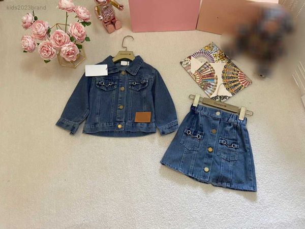 

designer girls dress suits autumn sets size 100-150 cm 2pcs chest pocket decorated with lapel denim jacket and denim skirt aug09, White