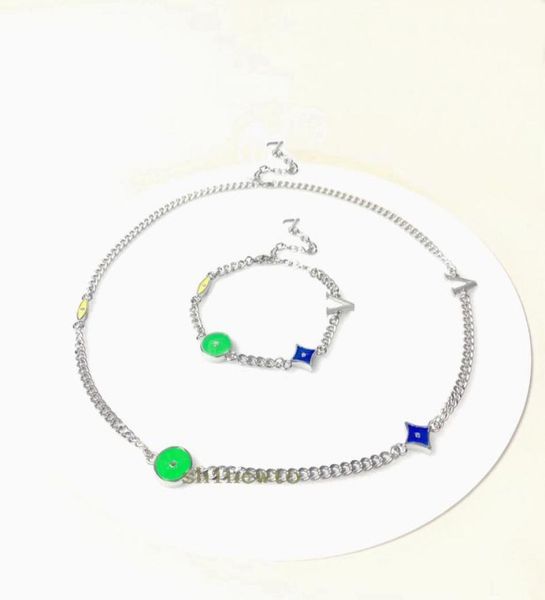 

europe america fashion sunrise necklace bracelet men silvercolour hardware engraved v letter crystal glass lacquer pendant jewelr6932209, Silver
