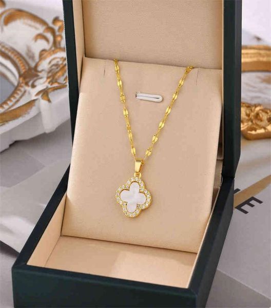

japan and south korea new lucky clover necklace fashion personality versatile temperament advanced classic clover black and white 4147754, Silver