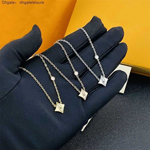 

new designer design women pendant necklace stainless steel flower ring round square necklaces designer jewelry, Silver