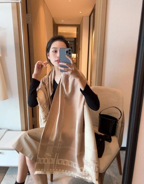 

Designer Scarf 2023 Echarpe Cashmere New Trend Cashmere and Silk Material Warm Autumn/winte echarpe designer scarf