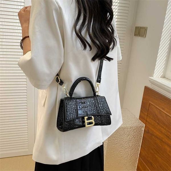 

56% off designer bag 2024 early launch new french fashion handheld women's with one shoulder crossbody for women