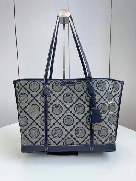 

underarm bag Tang Li's counter jacquard three-color compartment handbag fashion simple designer cross-border messenger bag portable ladies trend bag interior, Blue
