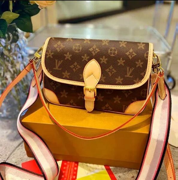 

designer bag womens pu leather luxurys diane satchel bag crossbody bag shoulder bags purse tote bag messenger handbags wallets with dust bag