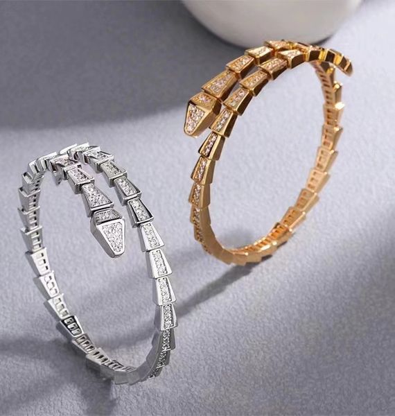 

2023 latest necklace designer ring luxury bracelet fashion jewelry ring wedding gift necklace set, Black