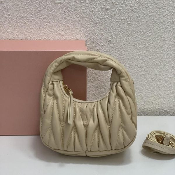 

designer underarm handbag fashion trend dinner bag mini purse luxury shoulder bag recommended by internet celebrity