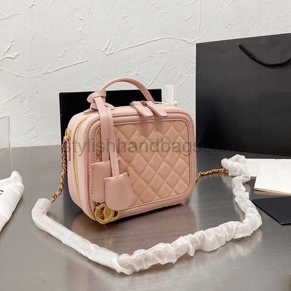

cross body cosmetic designer square shape classic loveliness luxury brand handbags high-end fashion handbag exquisite channel size 20cmstyli