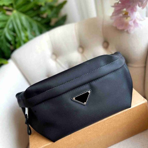 

designer bags classic black designer bag waist bag universal chest nylon shoulder men fany pack bum bags crossbody