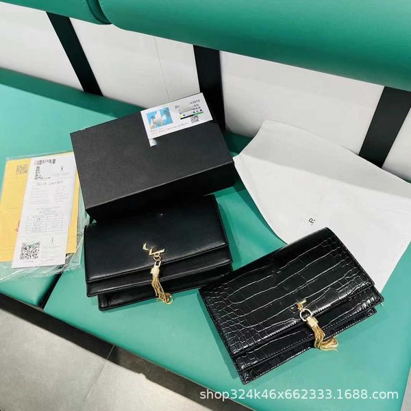 

designer bag 2024 early launch classic simple fashionable and atmospheric tassel sheepskin small square single shoulder crossbody women&#039