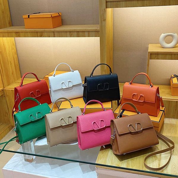 

bags high capacity handbag 2023 new women's bag solid commuter tide