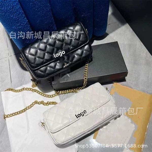 

50% off designer bag 2024 early launch xiangfeng lingge chain summer new product large metal classic crossbody versatile mobile