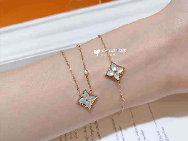 

2023 latest four leaf grass necklace designer ring luxury bracelet fashion jewelry ring wedding gift necklace set, Black