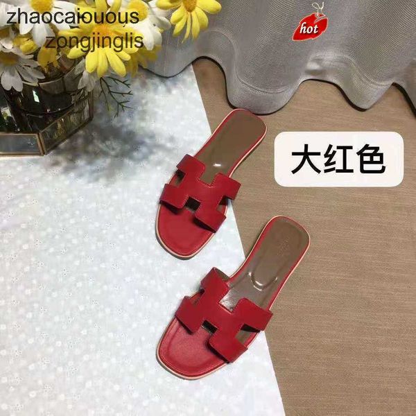 

flat large real her sandals shoes slipper designer women flat oran leather beac2023 heel casual versatile mesred classic cowhide cut-out san
