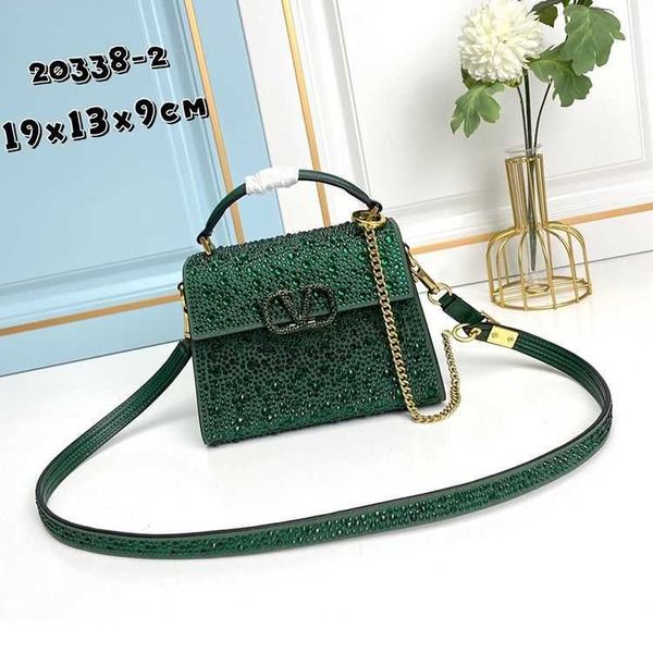 

designer bags beauty crystal bag full body diamond hand handle shoulder crossbody bag diamond embedding small square bag fashionable women&#