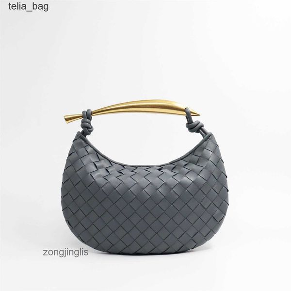 

bottegaas woven handbags venetaas bags 2023 selling bag large capacity handheld dumpling solid metal handle casual women's ebnt