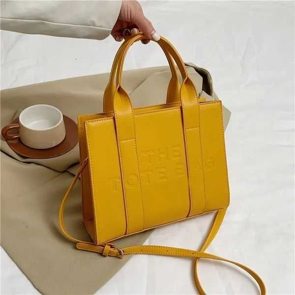 

nylon marc the tote bag lady famous designer cool straw weave beach bag large capacity crossbody shoulder handbags womens wallet crossbody c