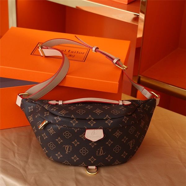 

2023 cross body waist bags temperament bumbags fanny pack bum embossing flowers famous soft leather luxurys designers bags serial number dat