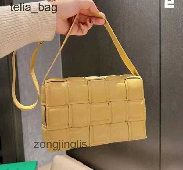 

tofu bags candy cassettes venetaas bag bottegaas designer the tote bag women's woven large pillow leather cloud small squar shoulder eu