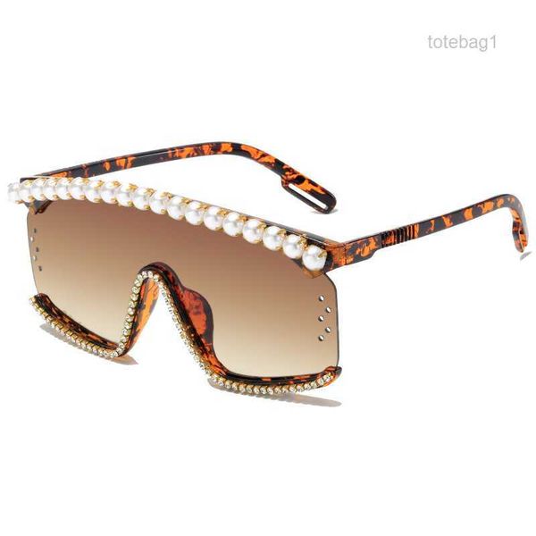 

new large frame sunglasses with diamond embellishments, trendy one piece sunglasses, women's frameless mirrors m1gm, White;black