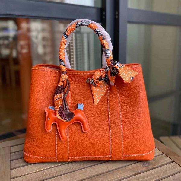 

classic tote bags garden party layer togo cowhide bag 2023 new genuine leather bucket fashion portable garden women's wabl