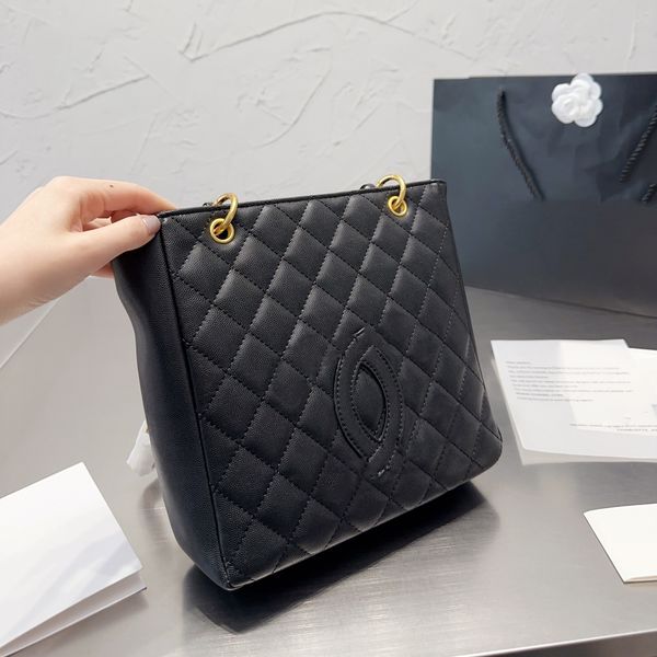 

designer women shoulder bag shopping bag layer cowhide underarm bag diamond check hardware metal buckle matelasse chain handbag travel bag 2