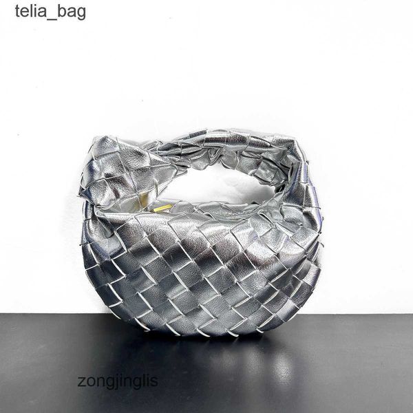 

women's mini purse cow 2023 bag spring venetaas 16cm horn jodies designer leather bags bottegaas knot cloud woven handbag 3hrb
