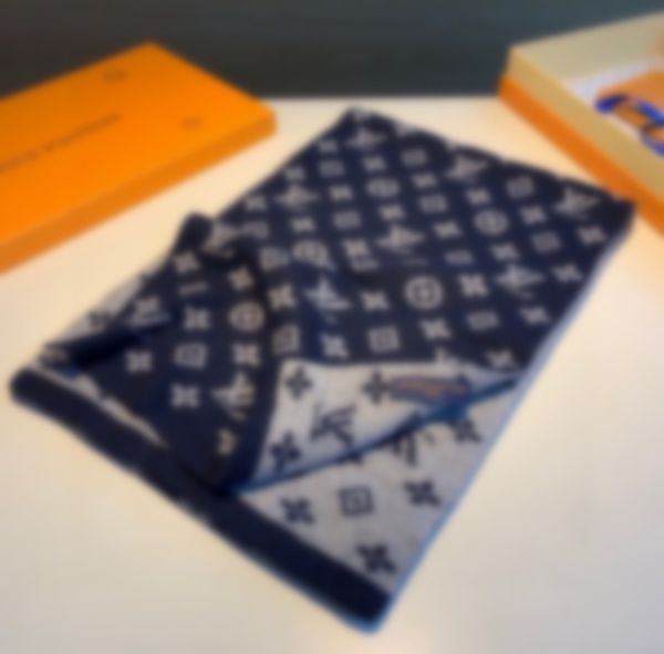 

2023 new luxury v designer scarf pashmina for designers warm scarfs fashion classic men and women cashmere wool long shawl, Blue;gray