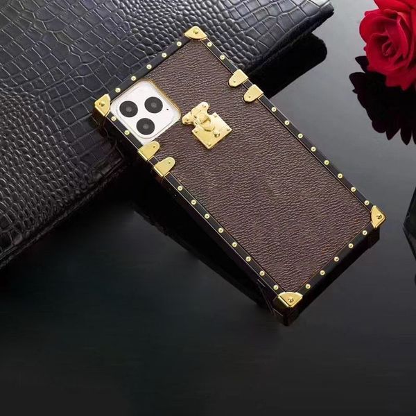 

designer square trunk phone cases for apple iphone 14 plus 13 12 11 pro max samsung s23 s22 s21 note 20 ultra luxury pu leather mobile back