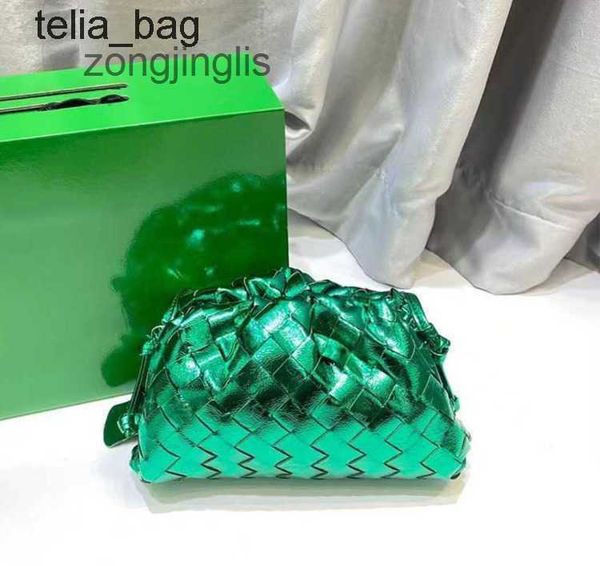 

single bottegaas designer bag 2023 venetaes leather shoulder pouch bags woven cloud wrinkled dumpling women's messenger wgt8