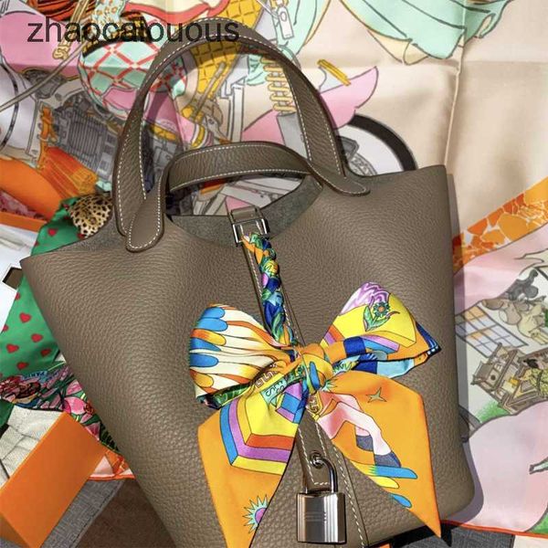 

tote hands outlet designer bag 2023 picotin locks purse handbags bags handbag basket bucket scarf pony fashion togo vegetable e5i1